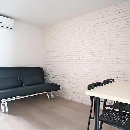 Apartment Gracia Group